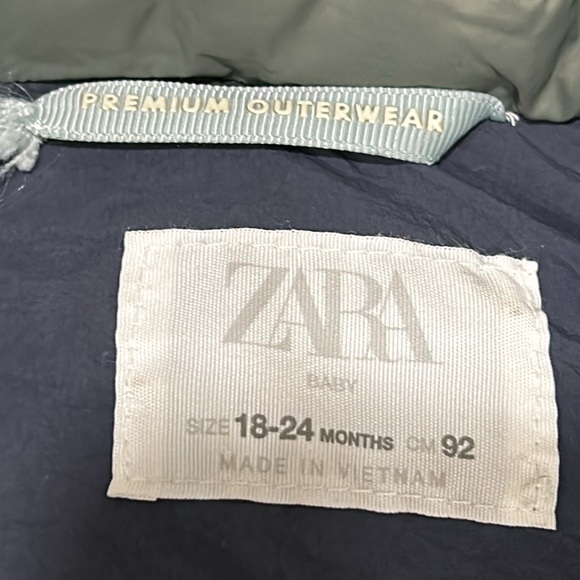 Zara Green Puffer Jacket - Picture 5 of 9